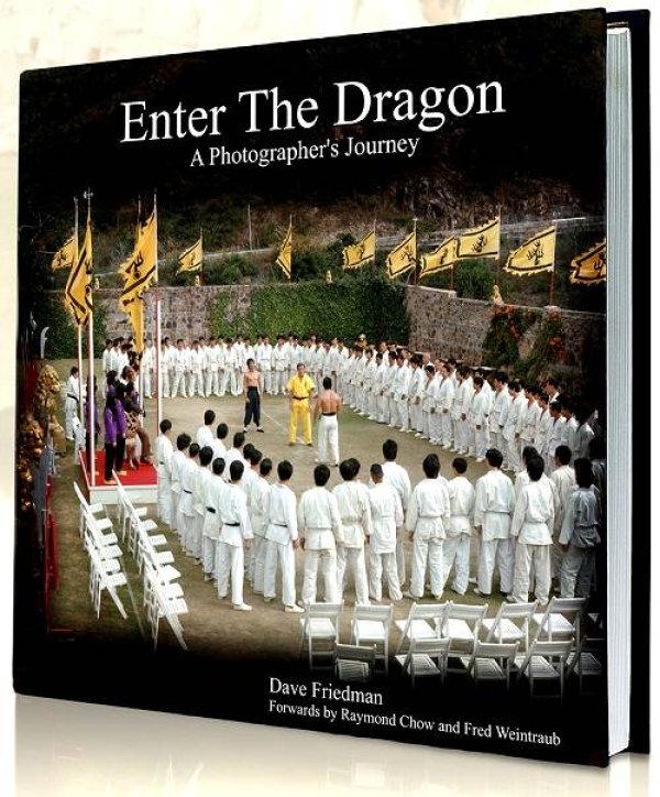 画像1: 【奇跡の再入荷】Enter The Dragon A Photographer's Journey 燃えよドラゴン 写真家の旅（アメリカ本） (1)
