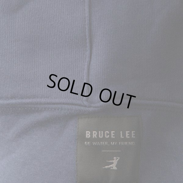 画像2: BE WATER ポーズフーディ（ネイビーブルー） (2)