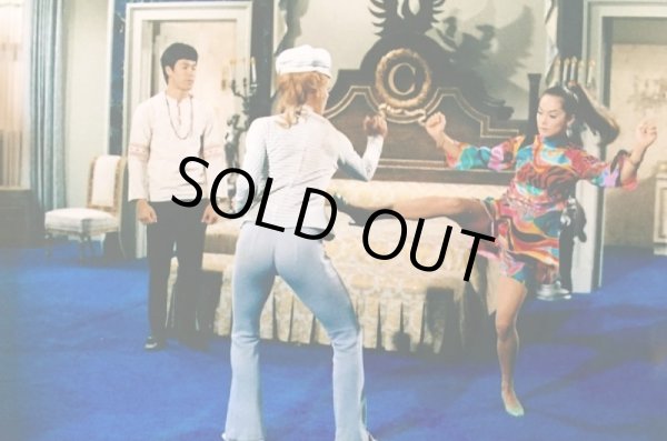 画像5: ナンシー・クワン直筆サインフォルダー(世界100部限定) (5)