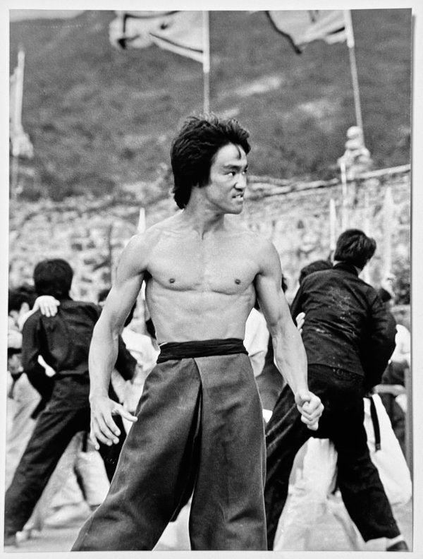 画像1: 【本日限定特価】燃えよドラゴンフォトブック (1)