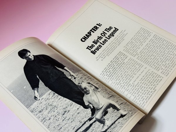 画像2: 【1点モノ】クンフーマンスリー別冊 ブルース・リー イン アクション（英国書籍） (2)