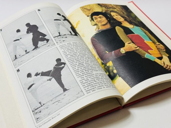 画像3: 【1点モノ】無敵のブルース・リー別バージョン ハードカバー（英国書籍） (3)