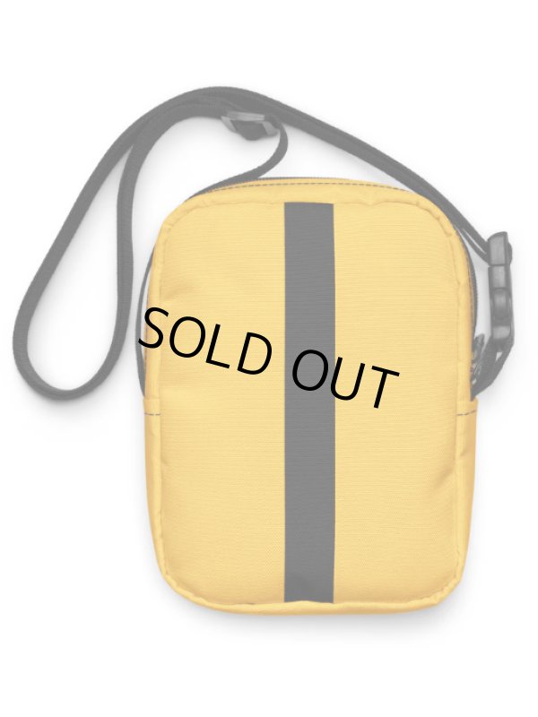 画像1: 死亡遊戯カラークロスボディバッグ（ブルース・リー財団公式） (1)