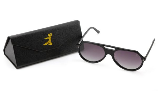 画像2: 【ご予約】ブルース・リーシグネチャーサングラス（ブルース・リー財団公式） (2)