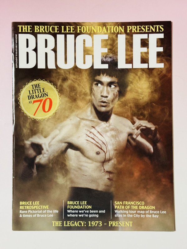 画像1: 【1点モノ】ブルース・リー生誕70周年記念本（ブルース・リー財団公式本） (1)