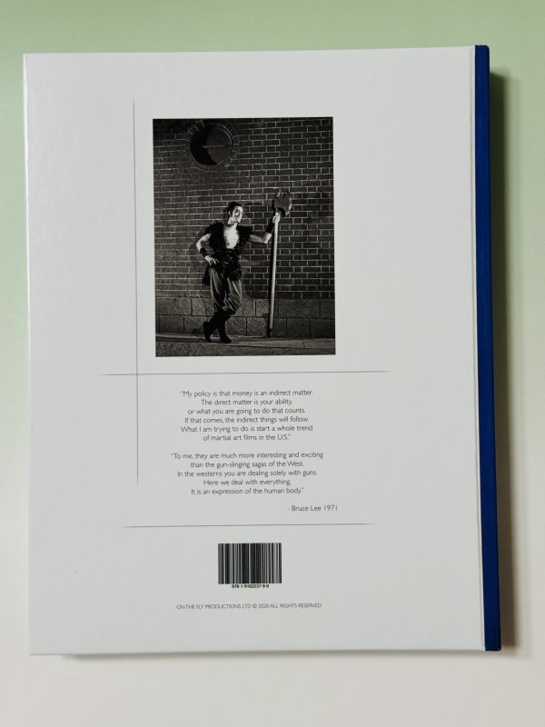 画像4: 【1点モノ】ブルース・リー：インターセプティングフィスト限定版・訳あり品（イギリス本） (4)