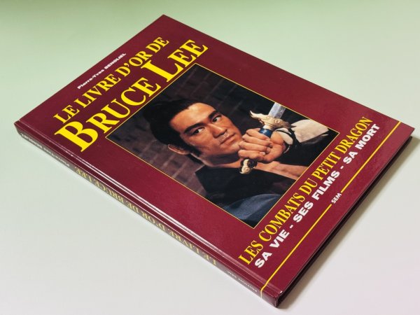 画像2: 【1点モノ】ブルース・リー：リトルドラゴンの闘い、人生、映画、そして死（フランス書籍） (2)