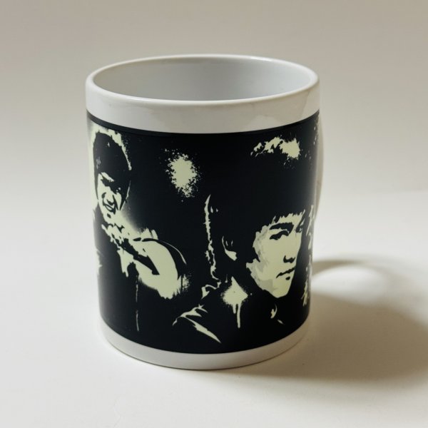 画像3: 【2個限定】暗闇で光る！李小龍ネオンマグカップ (3)