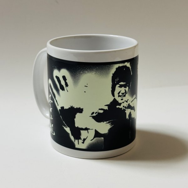 画像4: 【2個限定】暗闇で光る！李小龍ネオンマグカップ (4)