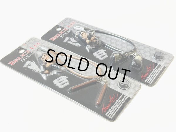 画像2: 【1点モノ】ブルース・リーストラップ ヌンチャク＆グローブ2個セット (2)