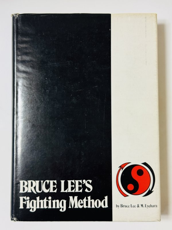 画像1: 【1点モノ】ブルース・リー格闘術 ハードカバー総集版（米国書籍） (1)