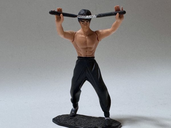 画像2: 【7.ヌンチャクポーズ】ダイドーブレンド×ブルース・リーフィギュアコレクション単品＋缶コーヒー付き (2)