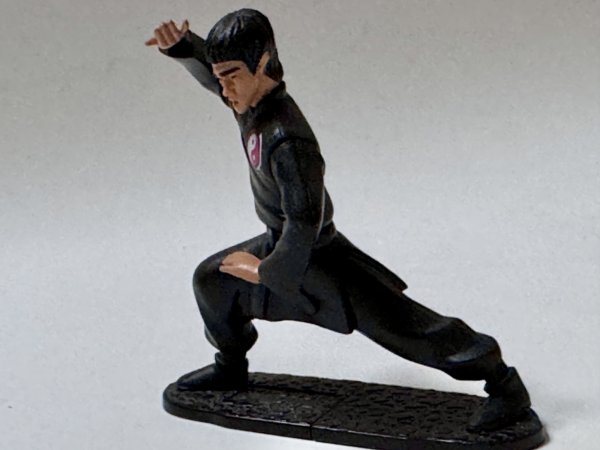 画像3: 【2.ファイティングポーズ】ダイドーブレンド×ブルース・リーフィギュアコレクション単品＋缶コーヒー付き (3)