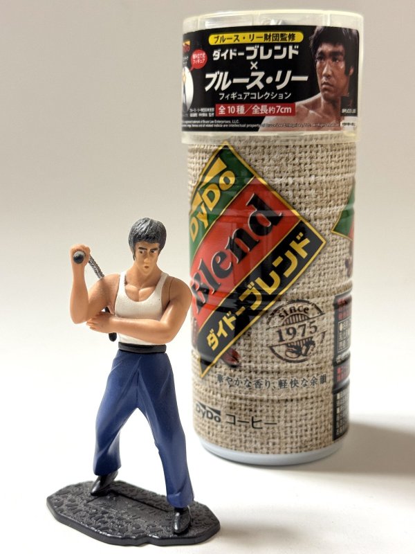 画像1: 【8.ヌンチャクアタック】ダイドーブレンド×ブルース・リーフィギュアコレクション単品＋缶コーヒー付き (1)