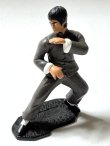 画像2: 【2.ファイティングポーズ】ダイドーブレンド×ブルース・リーフィギュアコレクション単品＋缶コーヒー付き (2)