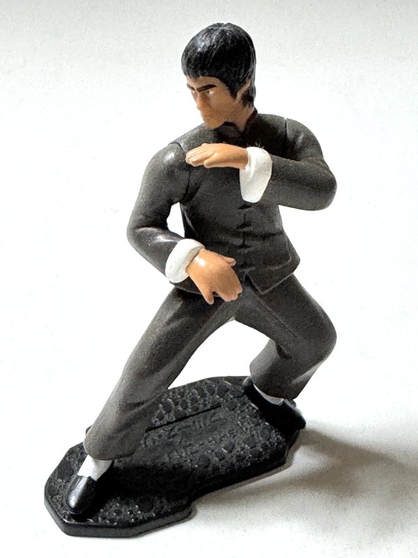 画像2: 【2.ファイティングポーズ】ダイドーブレンド×ブルース・リーフィギュアコレクション単品＋缶コーヒー付き (2)