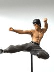 画像2: 【6.ジャンピングキック】ダイドーブレンド×ブルース・リーフィギュアコレクション単品＋缶コーヒー付き (2)