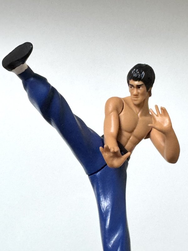 画像2: 【5.ハイキック】ダイドーブレンド×ブルース・リーフィギュアコレクション単品＋缶コーヒー付き (2)