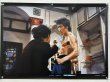 画像1: 燃えよドラゴン：ロケーション現場でのブルース・リーポスター（A1サイズ） (1)