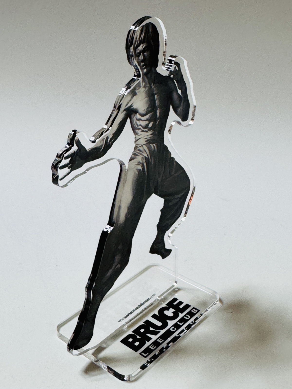 再入荷】ブルース・リー香港銅像アクリルスタンド ゴールド／シルバー